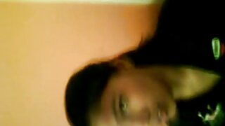දෙකක් brunette