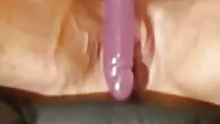 ලස්සන තරුණ පුහුණුකරු වෙත පස්ස දී ලබා දී
