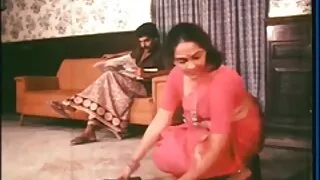 පළමු ගුද ලිංගික රුසියානු දැරිය වෙත buzz දුන්නා