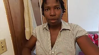 මිහිරි සම්භාව්ය කාමුක තරුණ යුවළක්