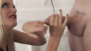 රන්වන් ඇගේ දූෂිත පෙම්වතා තෘප්තිමත්