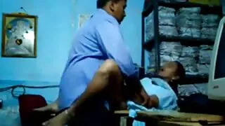ම්ලේච්ඡ කිරීමට සිදුරු ලබා දෙන මේස් දී ඉස්ම සහිත බුබුල